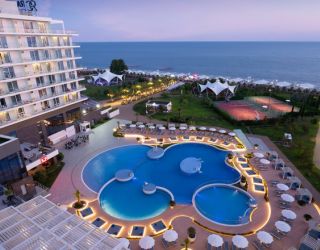 Отель "Radisson Collection Paradise Resort & Spa Sochi" / "Рэдиссон Коллекшн Парадайз Резорт и Спа Сочи"